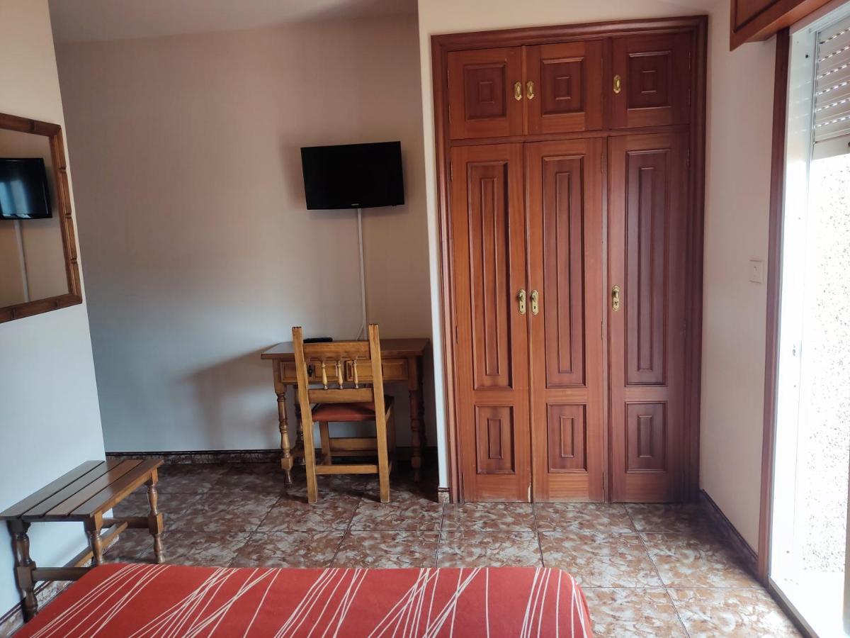 Hostal Las Vegas Cangas do Morrazo Exteriör bild