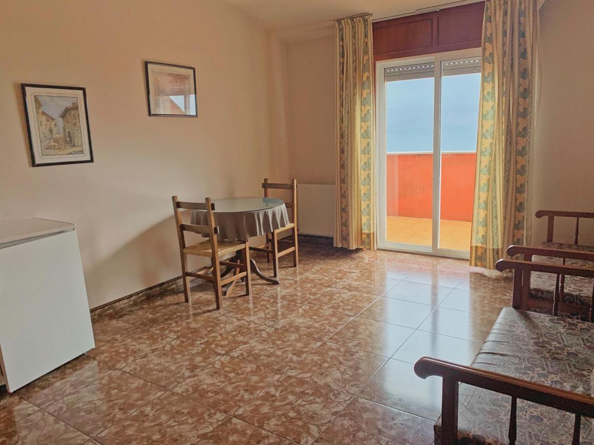 Hostal Las Vegas Cangas do Morrazo Exteriör bild